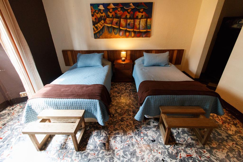 Hotel Modelo Quetzaltenango Zimmer foto